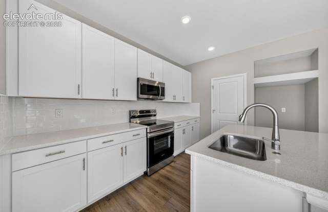 5755 Bowerman Lane Gallery 4