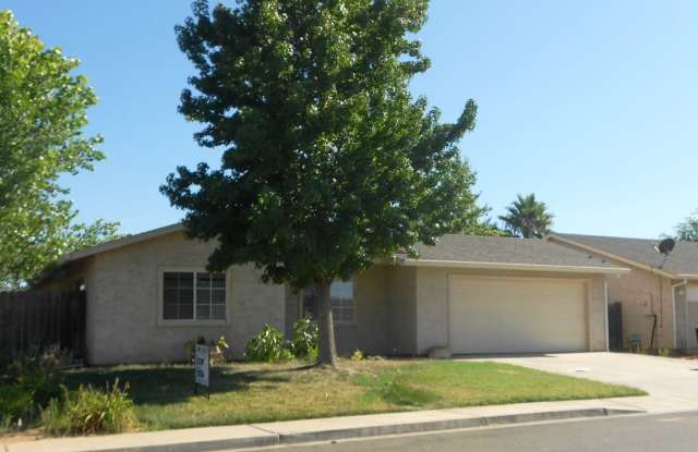 4 bedroom 2 bath home in Gridley photos photos