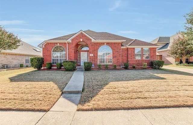 201 Elmcrest Drive - 201 Elmcrest Drive, Murphy, TX 75094
