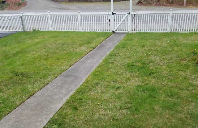 5026 Chico Way NW Gallery 4