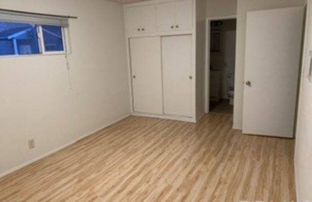 518 Orchid Avenue Gallery 4
