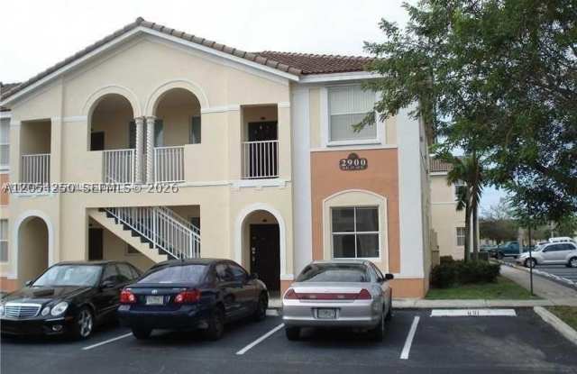 9760 NW 47th Ter photos photos