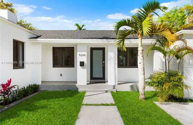 8246 NE 2nd Ct MIAMI, FL 33138 photos photos