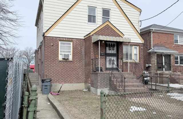 165-25 Union Turnpike photos photos