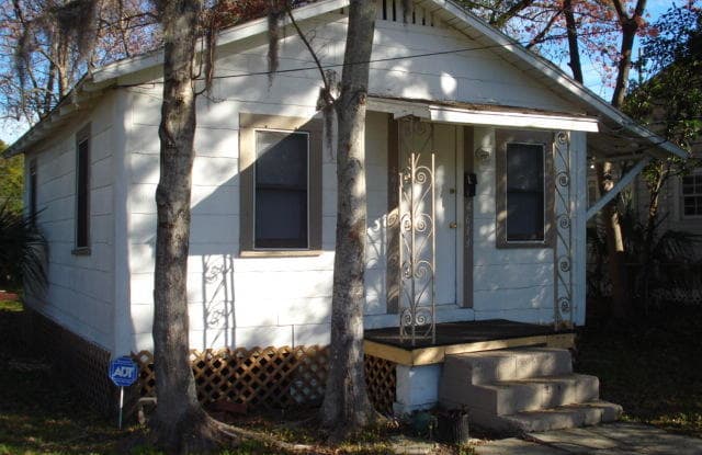 4613 ST JOHNS AVE - 4613 St Johns Avenue, Jacksonville, FL 32210