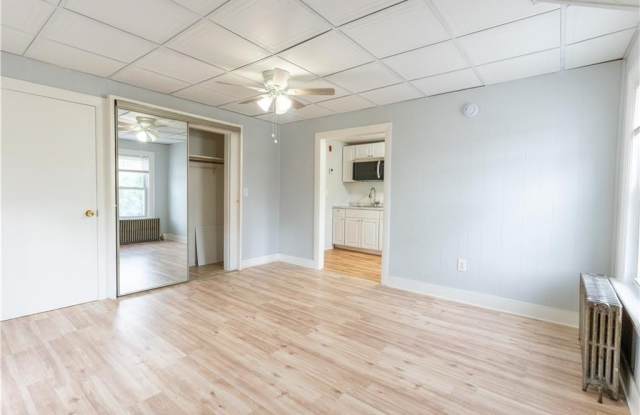 93 Warren Avenue Gallery 4