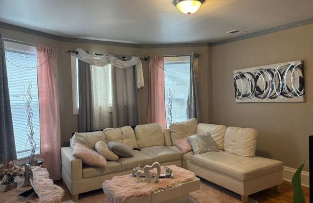 31 S Stowell St. photos photos