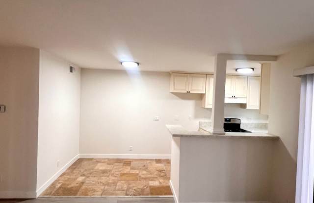 Modern 2-Bedroom Apartment in Gated Van Nuys Community – Fully Remodeled! - 13925 Sherman Way, Los Angeles, CA 91405
