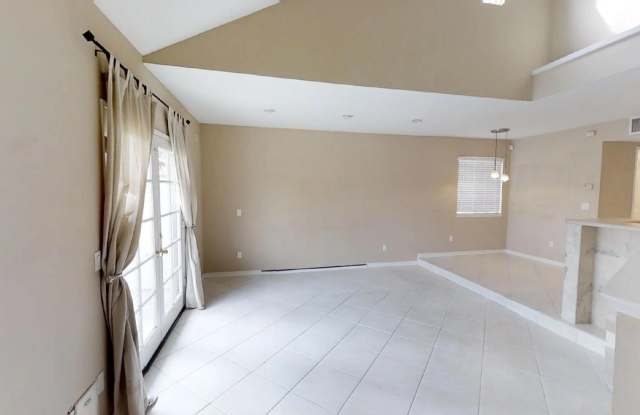 Available soon! | BEAUTIFUL 2-BEDROOM, 2-BATH CONDO IN UPLAND Gallery 3