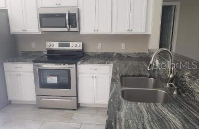 14709 SW 46 Court Gallery 2