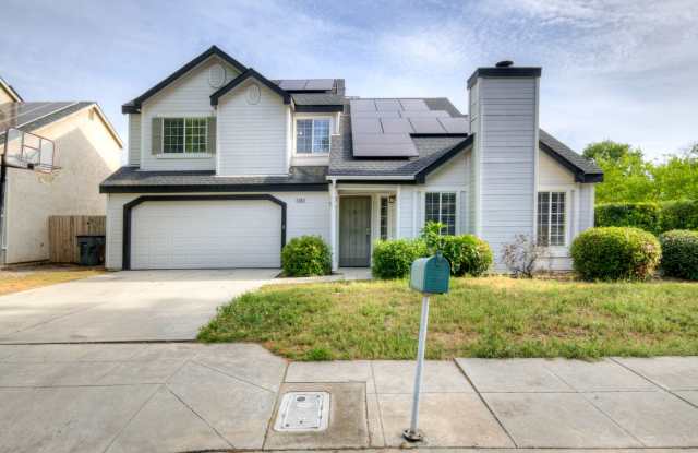 1761 E Jordan Ave photos photos