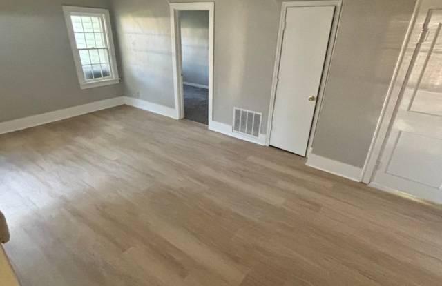 1028 Chestnut St. Gallery 3