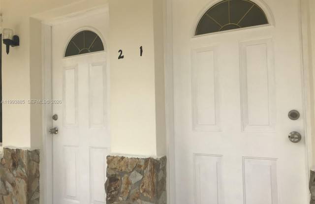 2362 NW 34th St photos photos