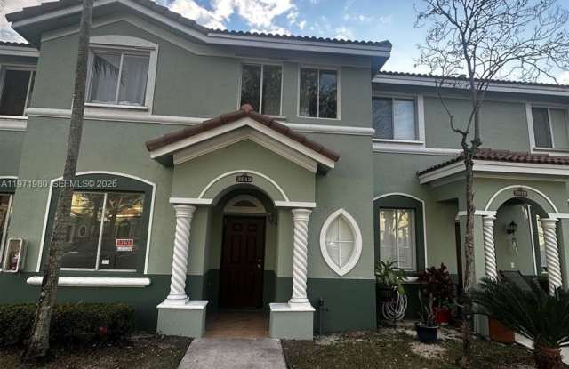 1529 SE 24th Ct photos photos