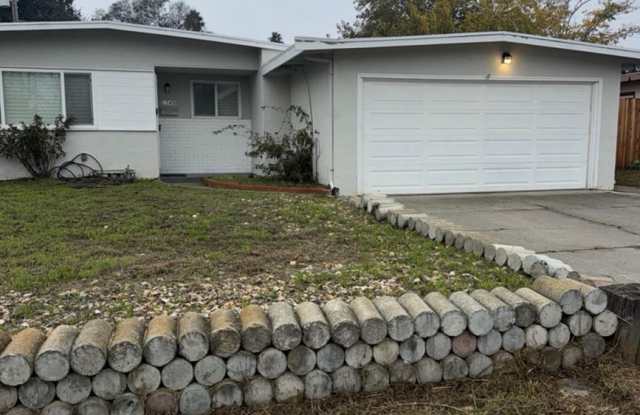 Beautifully Updated 3 Bed, 2 Bath House photos photos