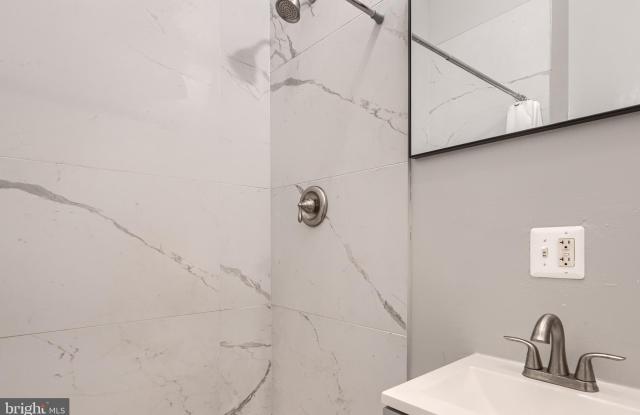 1524 MADISON Avenue Gallery 4