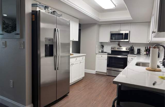 945 CHEVY CHASE Street Gallery 4
