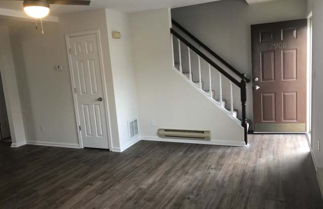 2908 SORRELL COURT Gallery 2