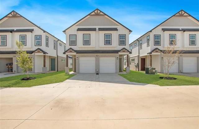 1319 W Main. Street photos photos