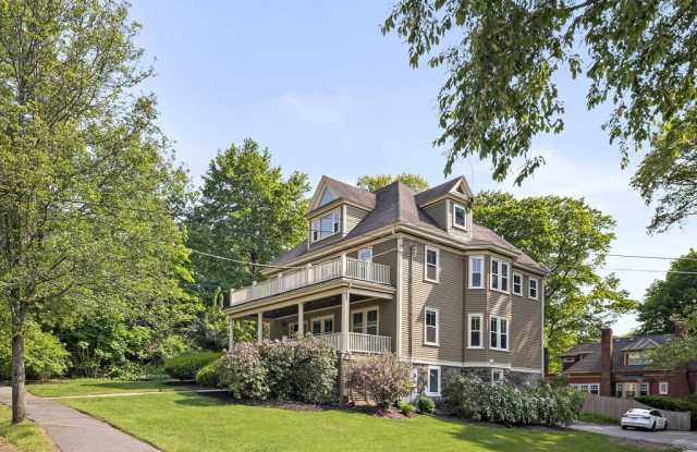 1281 Walnut St - 1281 Walnut Street, Newton, MA 02461