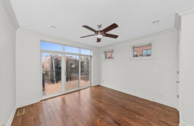 1541 W Cortez St photos photos