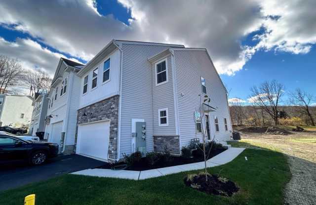 149 FOUR LEAF DR - 149 Four Leaf Drive, Chester County, PA 19335