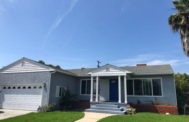 Recently Remodeled 6 BD/3 BA on Dorothy Drive! Gallery 1