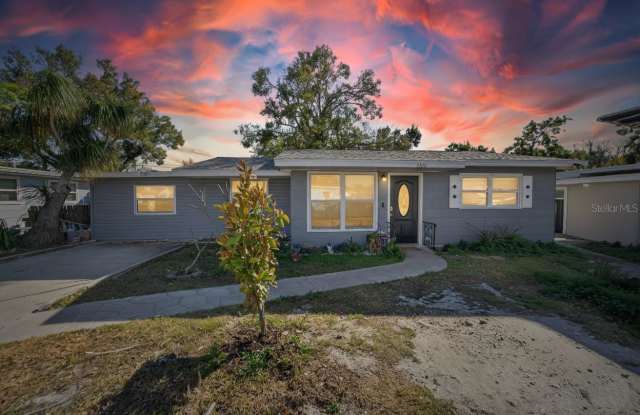 5230 45th Avenue North photos photos 5230 45th Avenue North photos photos