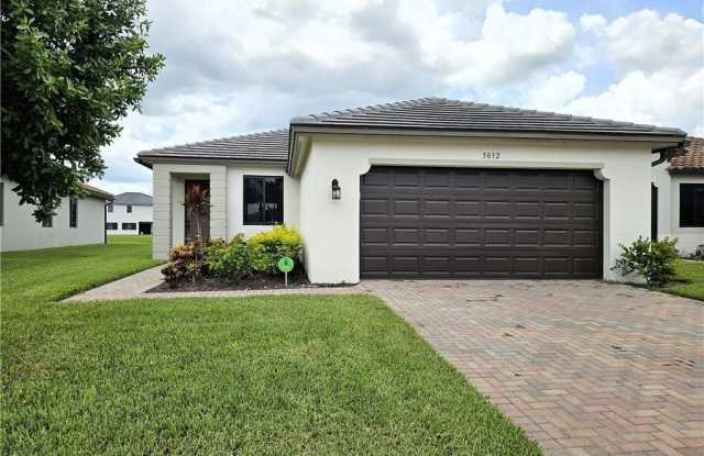 5032 Arancia Ln photos photos