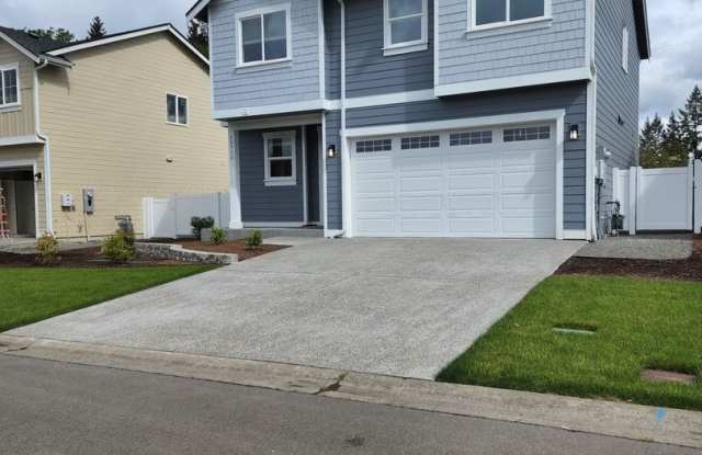 Yelm Creek Estates, 4 Bedroom, 2.5 Bathroom Home! photos photos