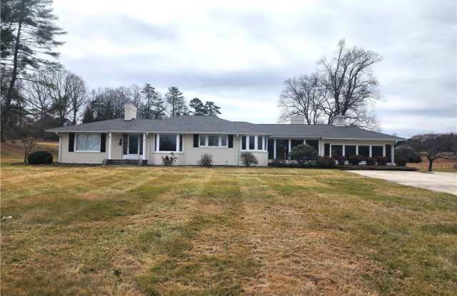 146 Siloam Road photos photos