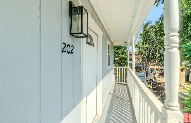 125 Hess unit: 202 photos photos