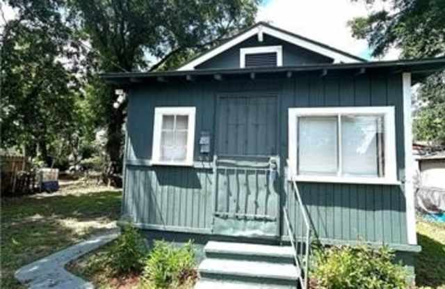 1420 RED ALLEN Way photos photos
