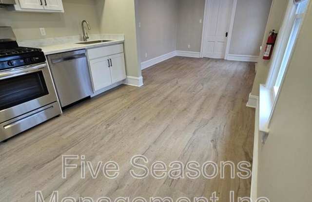 98-2 North Champlain Street Gallery 3