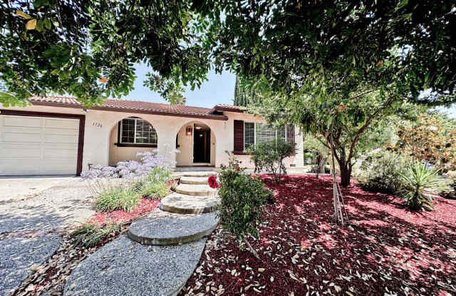 Spacious 4bd / 3ba home, near Berryessa & 680 Gallery 1