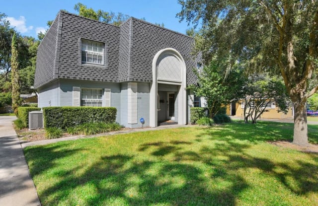 2220 ELIZABETH AVENUE - 2220 Elizabeth Avenue, Orlando, FL 32804