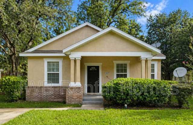 1609 24th St W photos photos