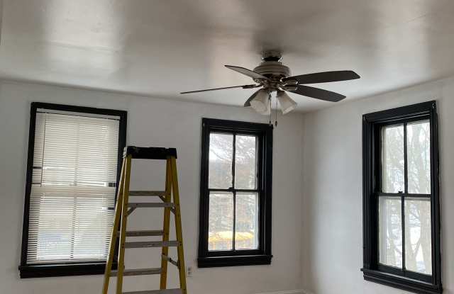 515 W 1st Ave photos photos