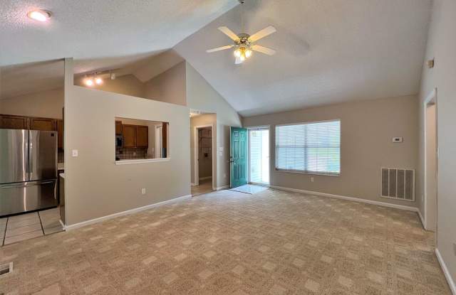 BEAUTIFUL 3 BEDROOM, 2 BATH RANCH HOME IN WEST KNOXVILLE IN AUTUMN PLACE!! Gallery 4