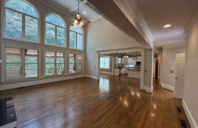 2862 Piedmont Enclave Court Gallery 3