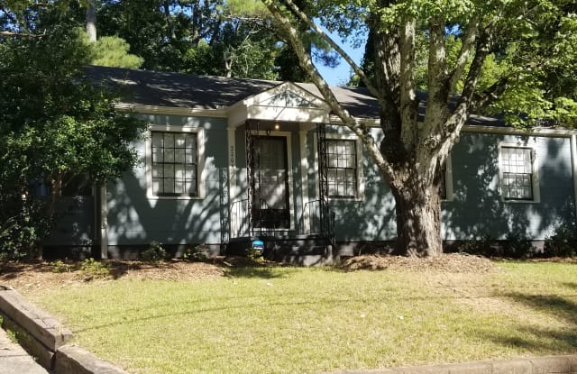 2204 Penrose Dr - 2204 Penrose Drive, East Point, GA 30344
