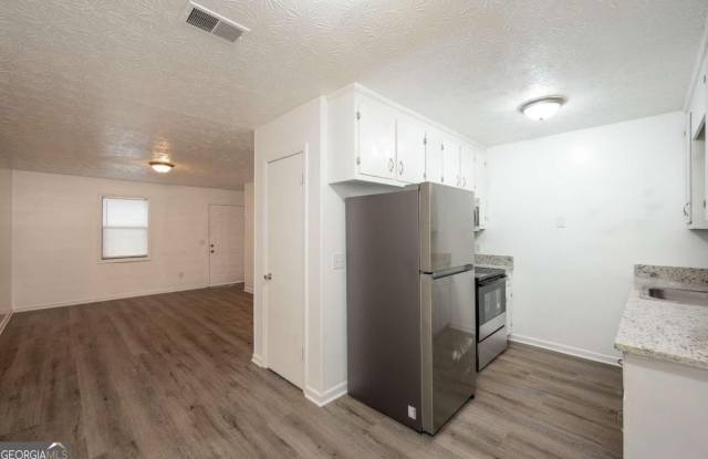412 Wall ST 9 - 412 Wall Street, Monroe, GA 30655