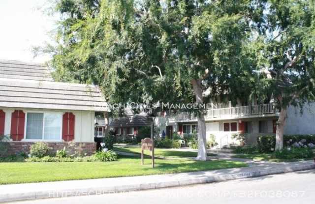 4520 Larwin Avenue Gallery 2