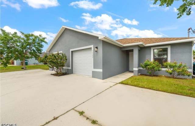 3520 SW 17th Avenue photos photos
