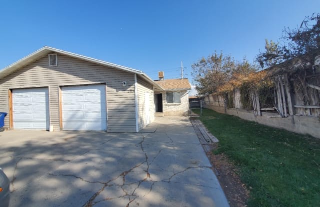 2775 S 2855 W photos photos
