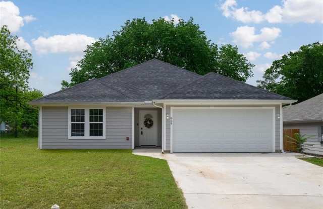 928 W Chase Street photos photos