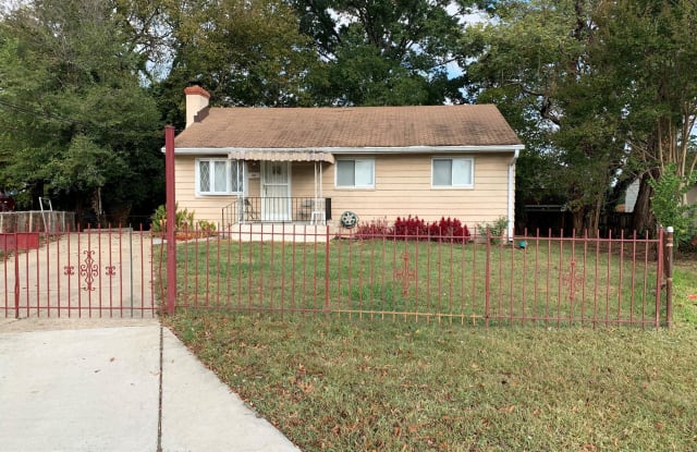 6315 58TH PLACE - 6315 58th Place, East Riverdale, MD 20737