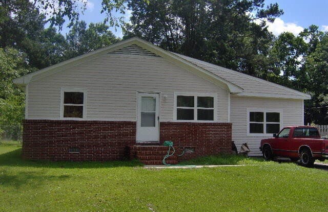 606 Dennis Road - 606 Dennis Road, Jacksonville, NC 28546