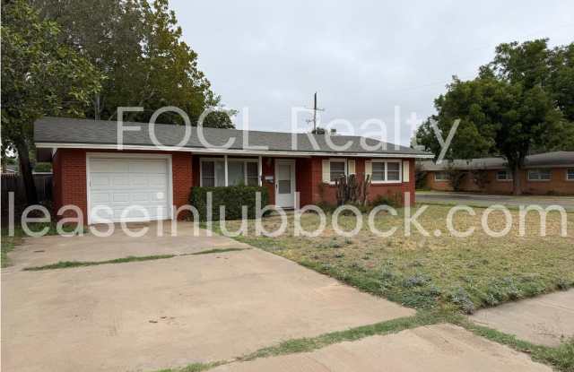 Updated 3 bedroom/2 bathroom home Gallery 1