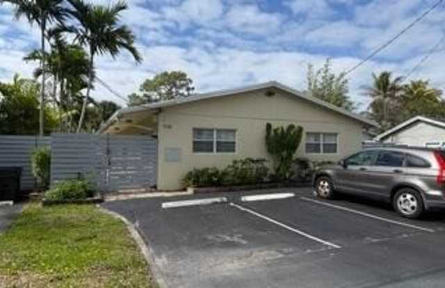 1118 SW 2nd Court - 1118 Southwest 2nd Court, Fort Lauderdale, FL 33312
